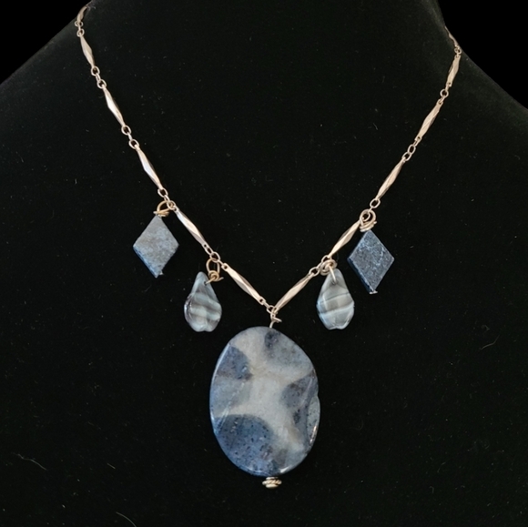 Vintage - Blue Agate and Sterling Silver Pendant Necklace - Picture 1 of 4